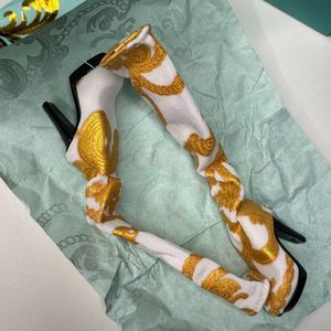 Rainbow High Mini Accessories Studio Daphne Minton Gold Cloth Boots - Doll Shoes